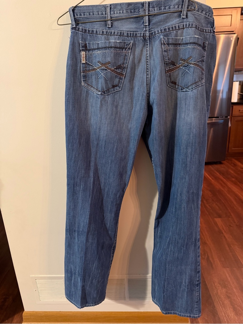 Men’s Cinch Grant light wash western jeans, 38x36